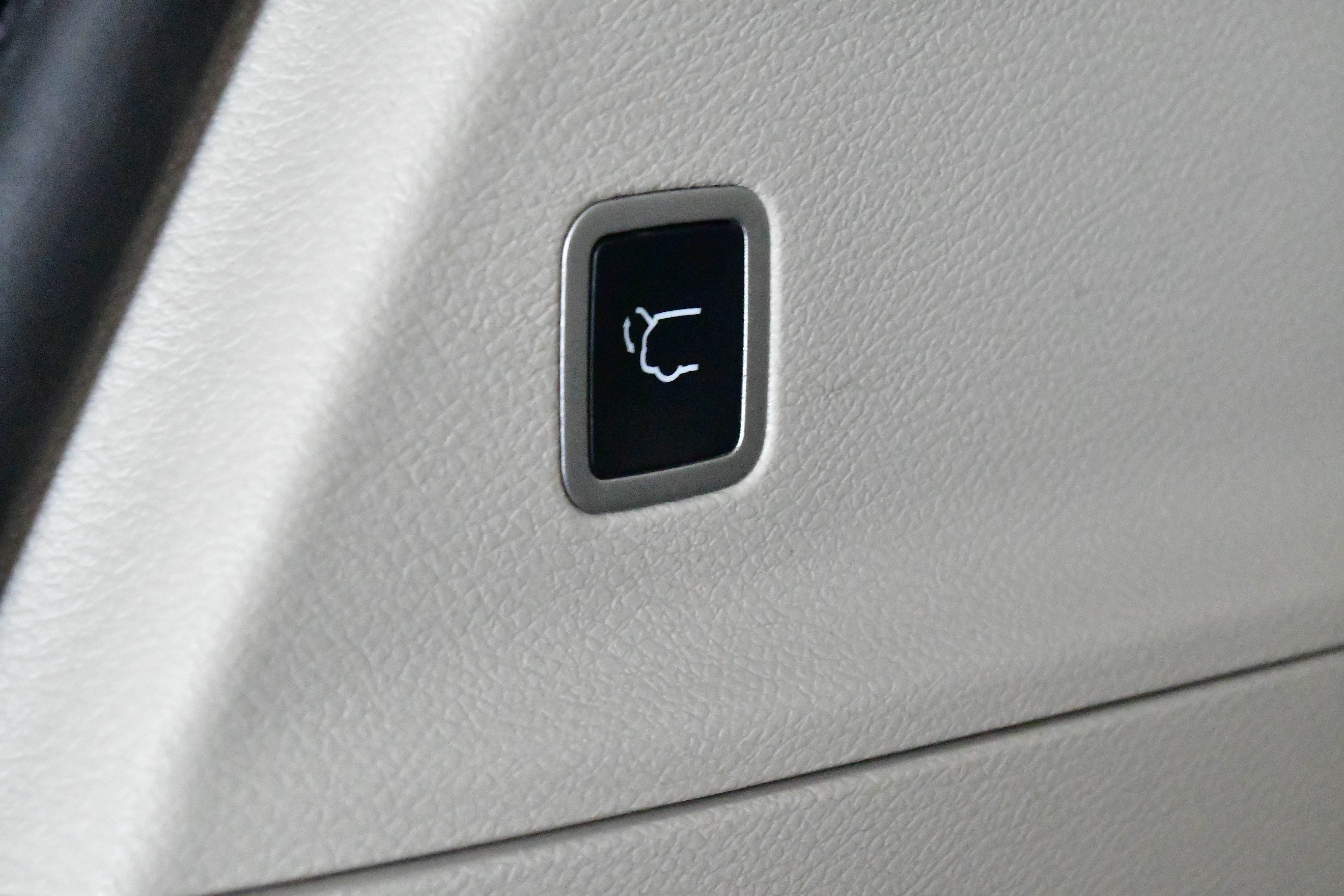 Used 2023 Chrysler Pacifica Touring-L FWD image 14