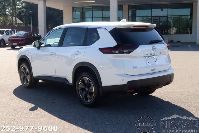New 2026 Nissan Rogue SV image 5