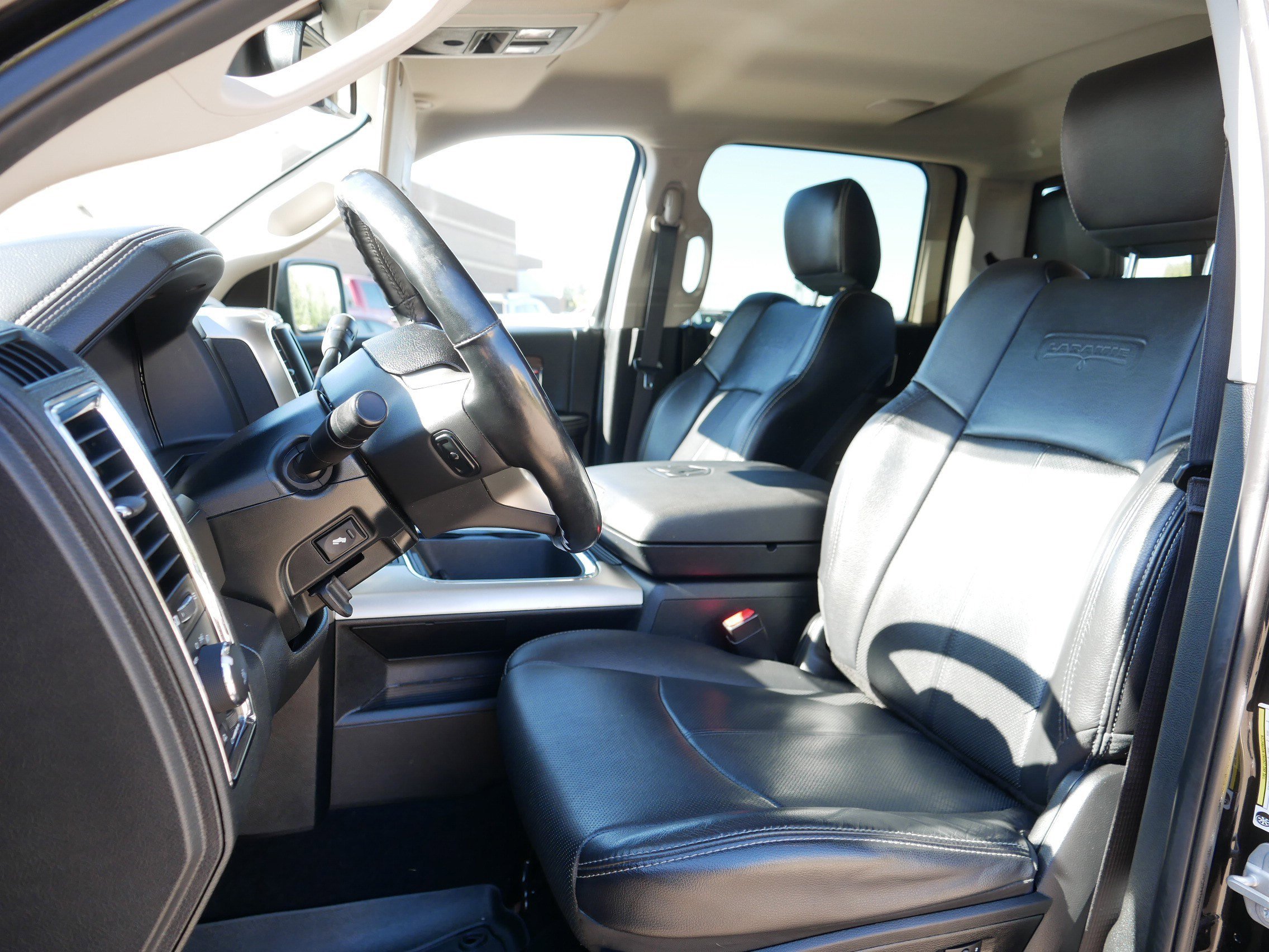 Used 2018 RAM 2500 Laramie w/ Snow Chief Group image 34