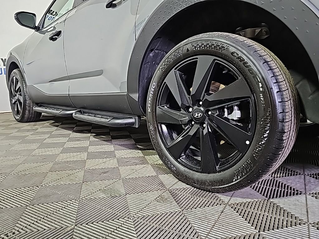 Used 2024 Hyundai Santa Cruz Night image 12