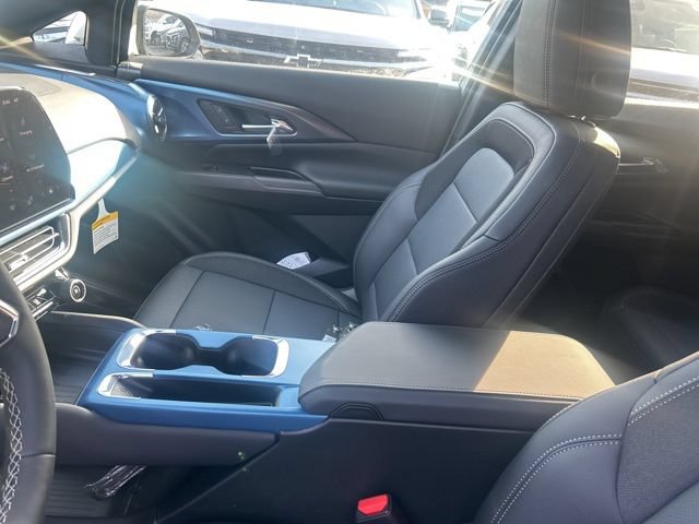 New 2026 Chevrolet Equinox EV LT w/ LPO, All-Weather Mat Package FWD image 12