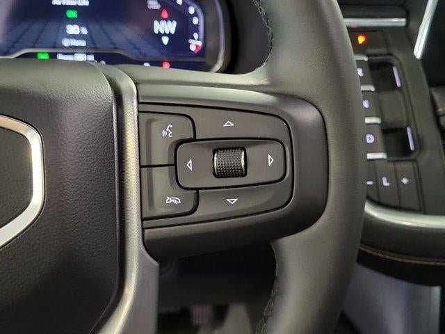 Used 2024 GMC Yukon SLT RWD image 25