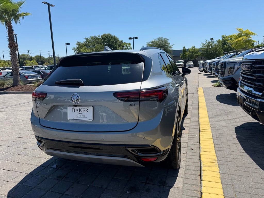 Used 2023 Buick Envision Essence w/ Technology Package I AWD/4WD image 5