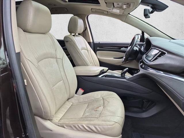 Used 2018 Buick Enclave Premium w/ Experience Buick Package FWD image 24