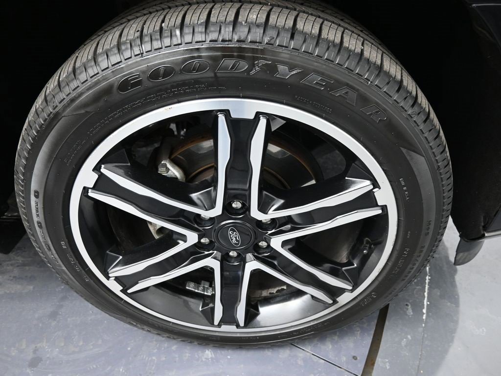 Used 2021 Ford Expedition Max Limited image 40