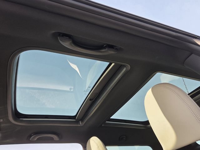 New 2026 MINI Cooper 2-Door Hardtop FWD image 18