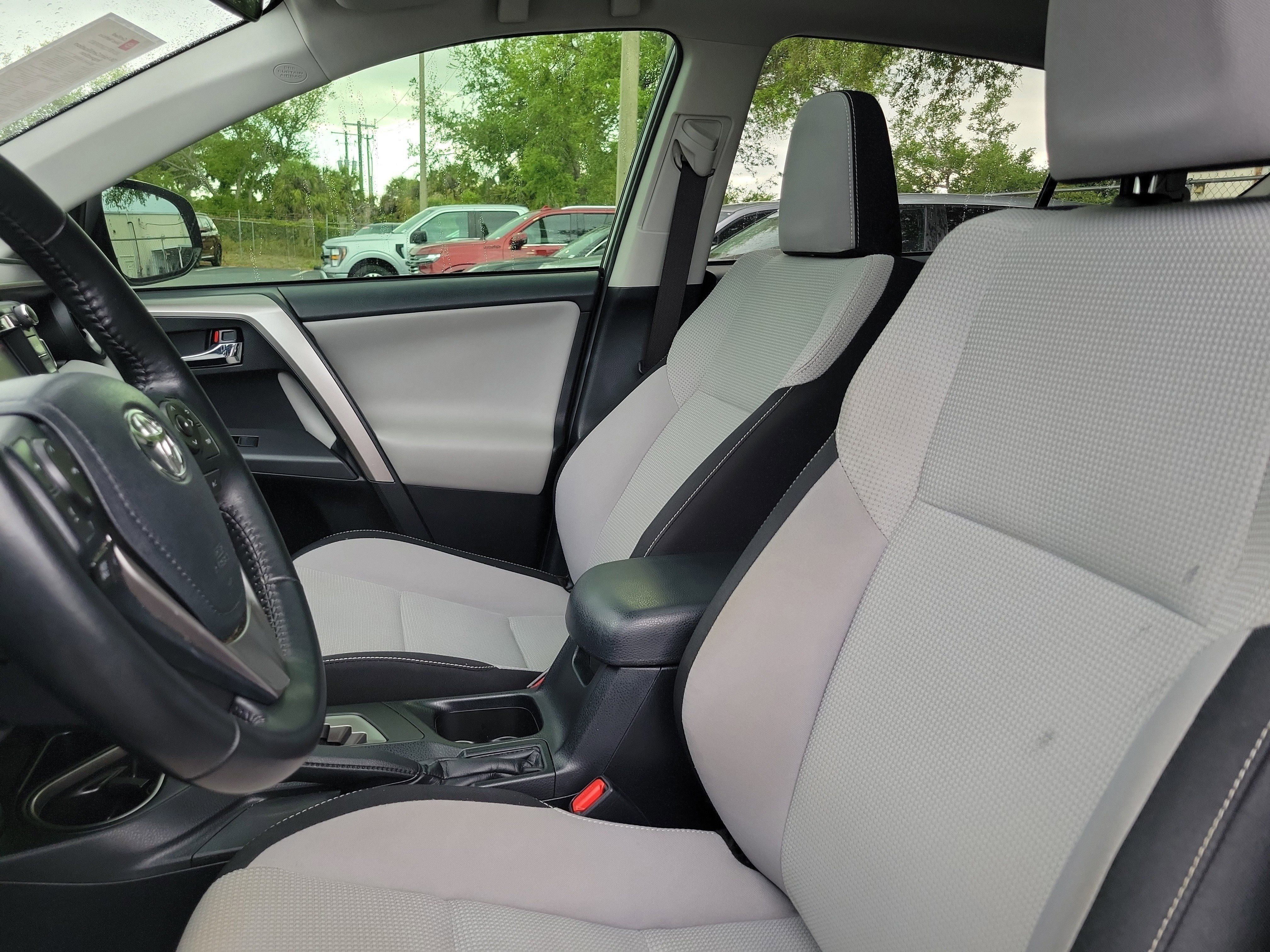 Certified 2018 Toyota RAV4 XLE AWD/4WD image 19