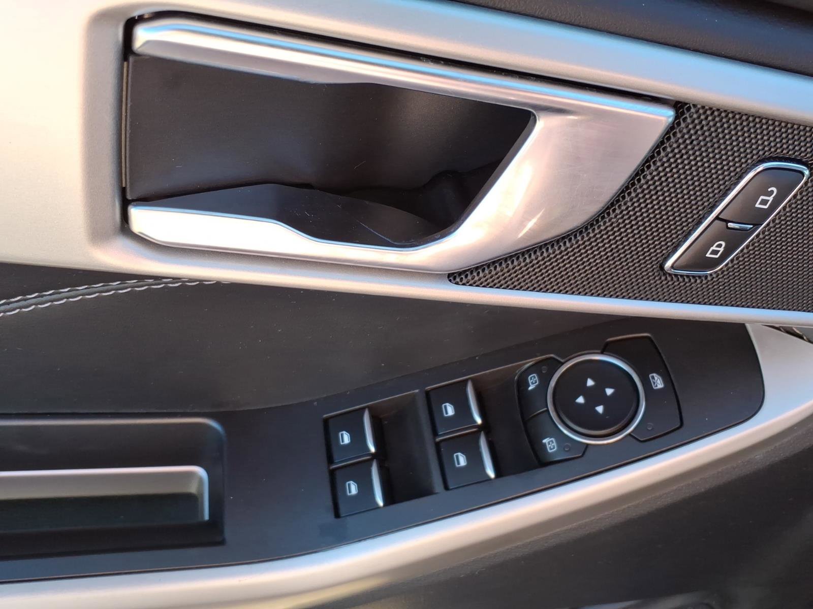 Certified 2022 Ford Explorer XLT image 14