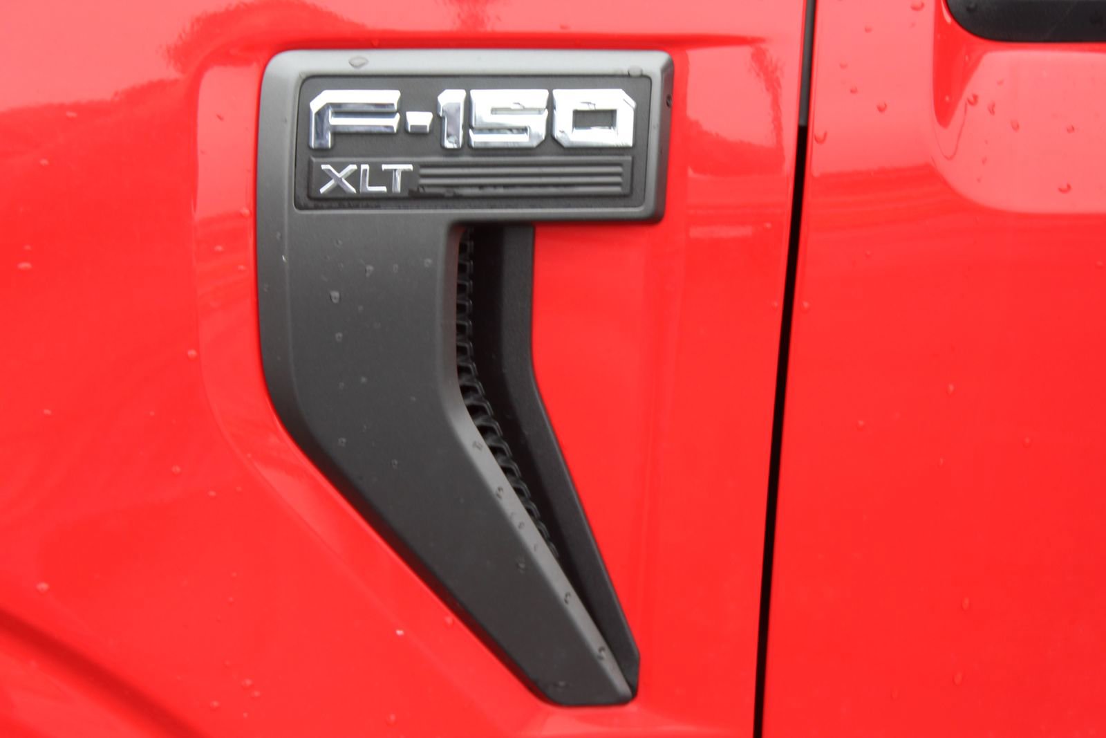 Used 2023 Ford F150 XLT w/ Equipment Group 302A High image 3