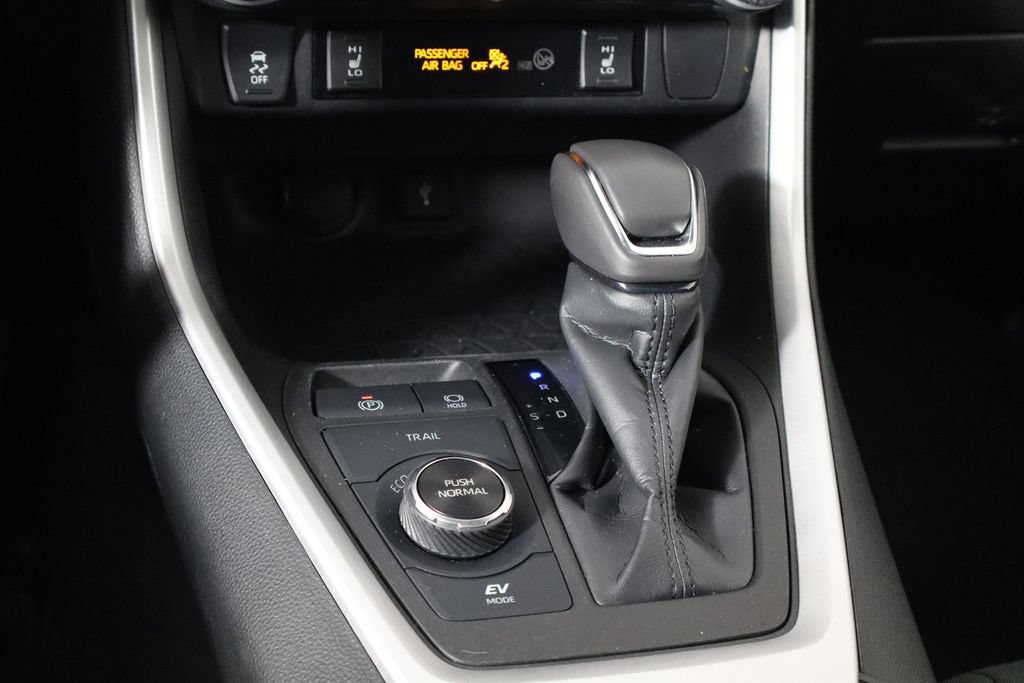 Used 2022 Toyota RAV4 SE w/ Convenience Package AWD/4WD image 29