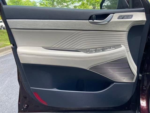 Used 2024 Hyundai Palisade Calligraphy image 18