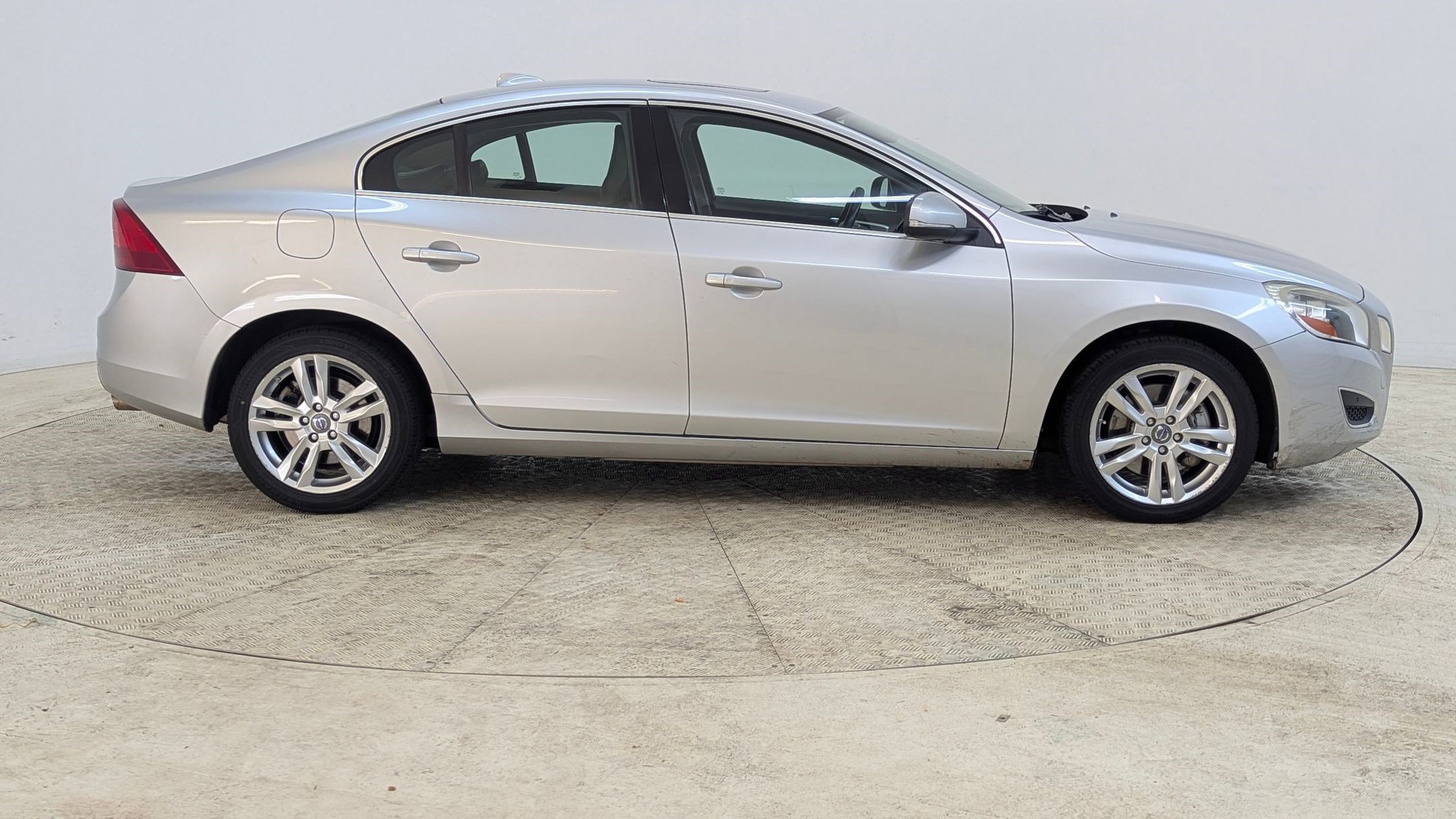 Used 2012 Volvo S60 T5 image 8