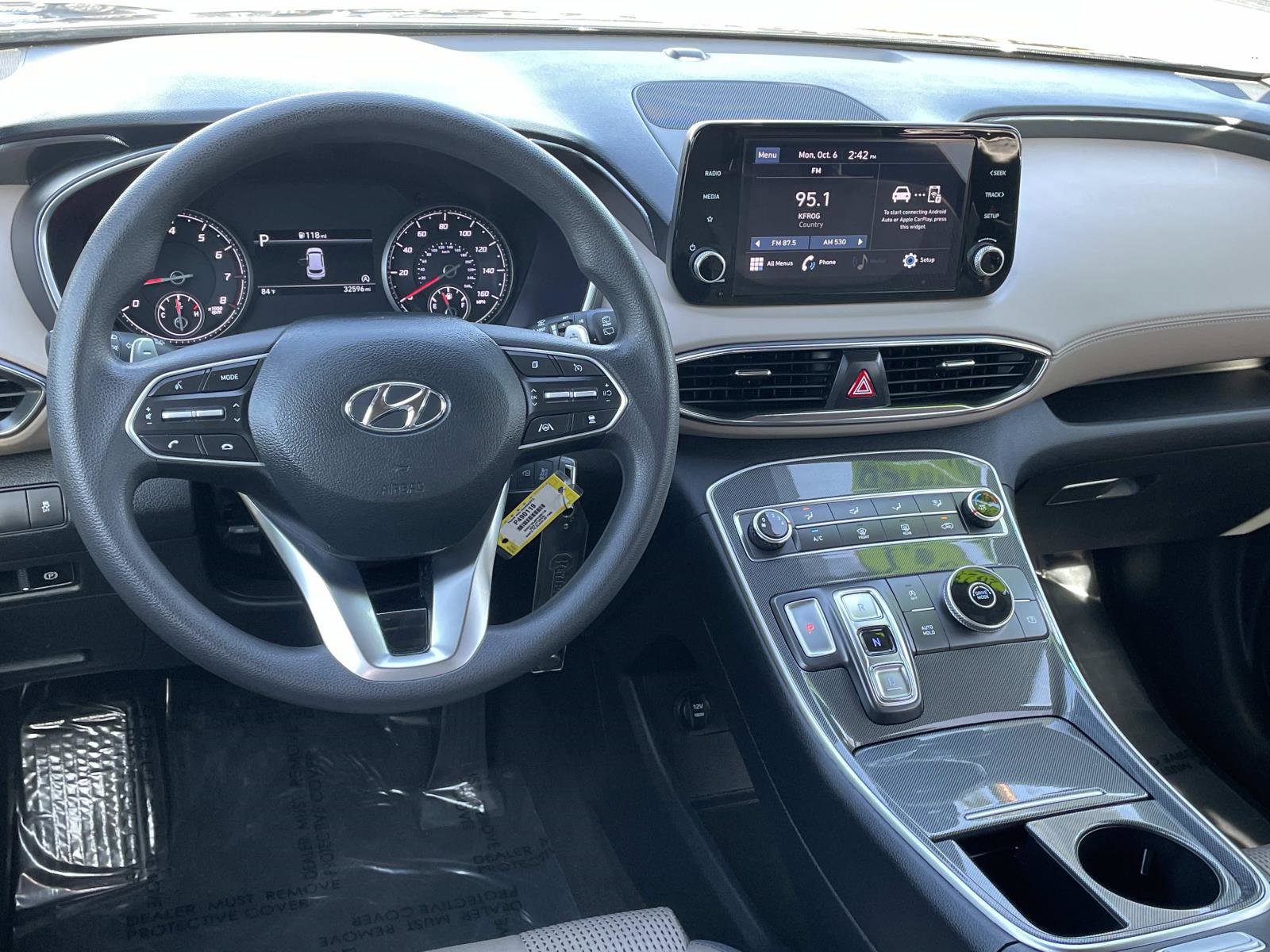 Certified 2023 Hyundai Santa Fe SE image 6