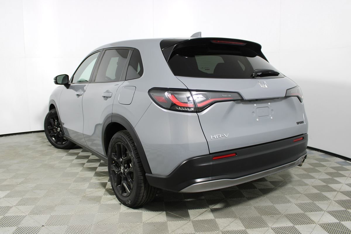 Used 2025 Honda HR-V Sport image 34