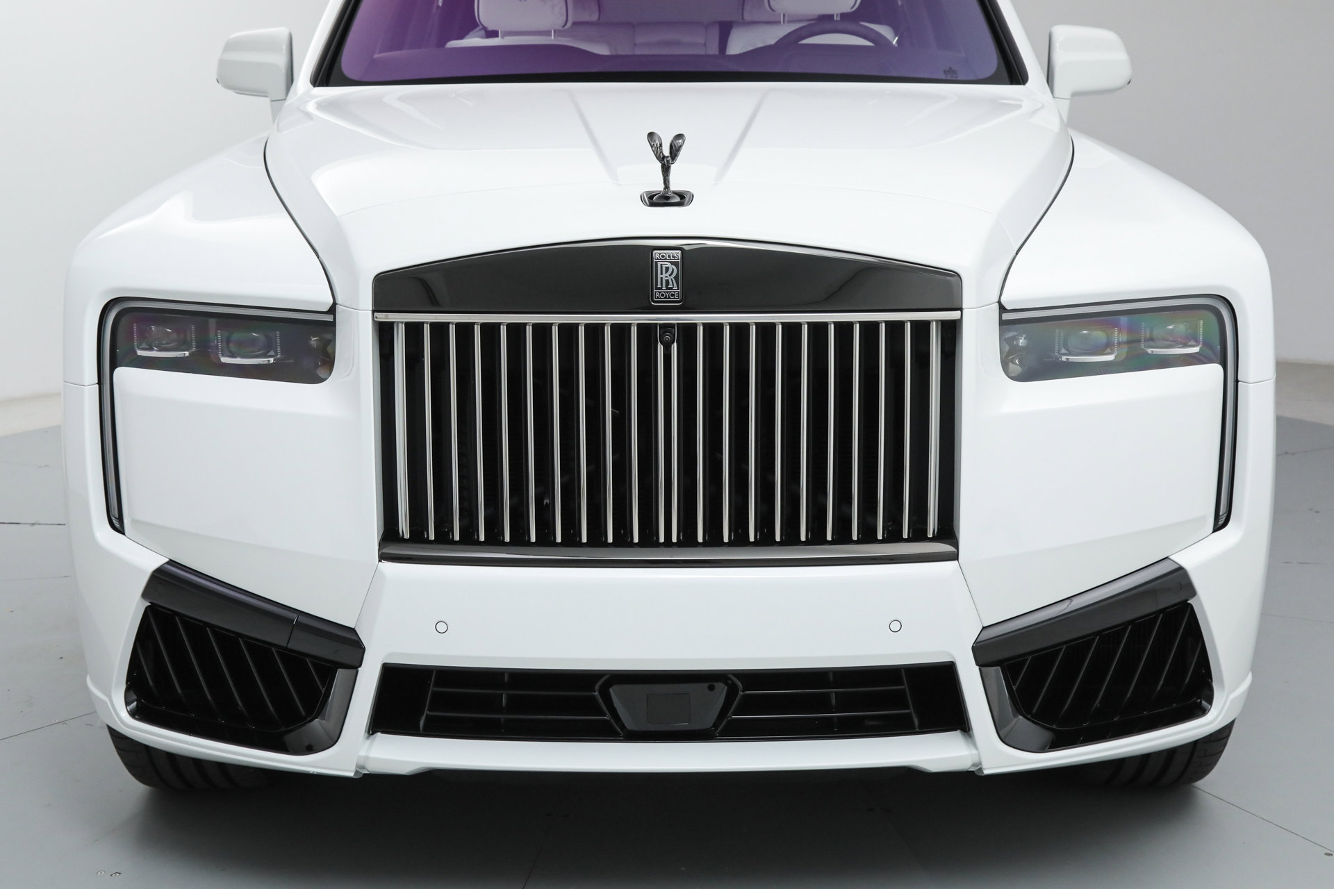 Used 2026 Rolls-Royce Cullinan Black Badge image 9