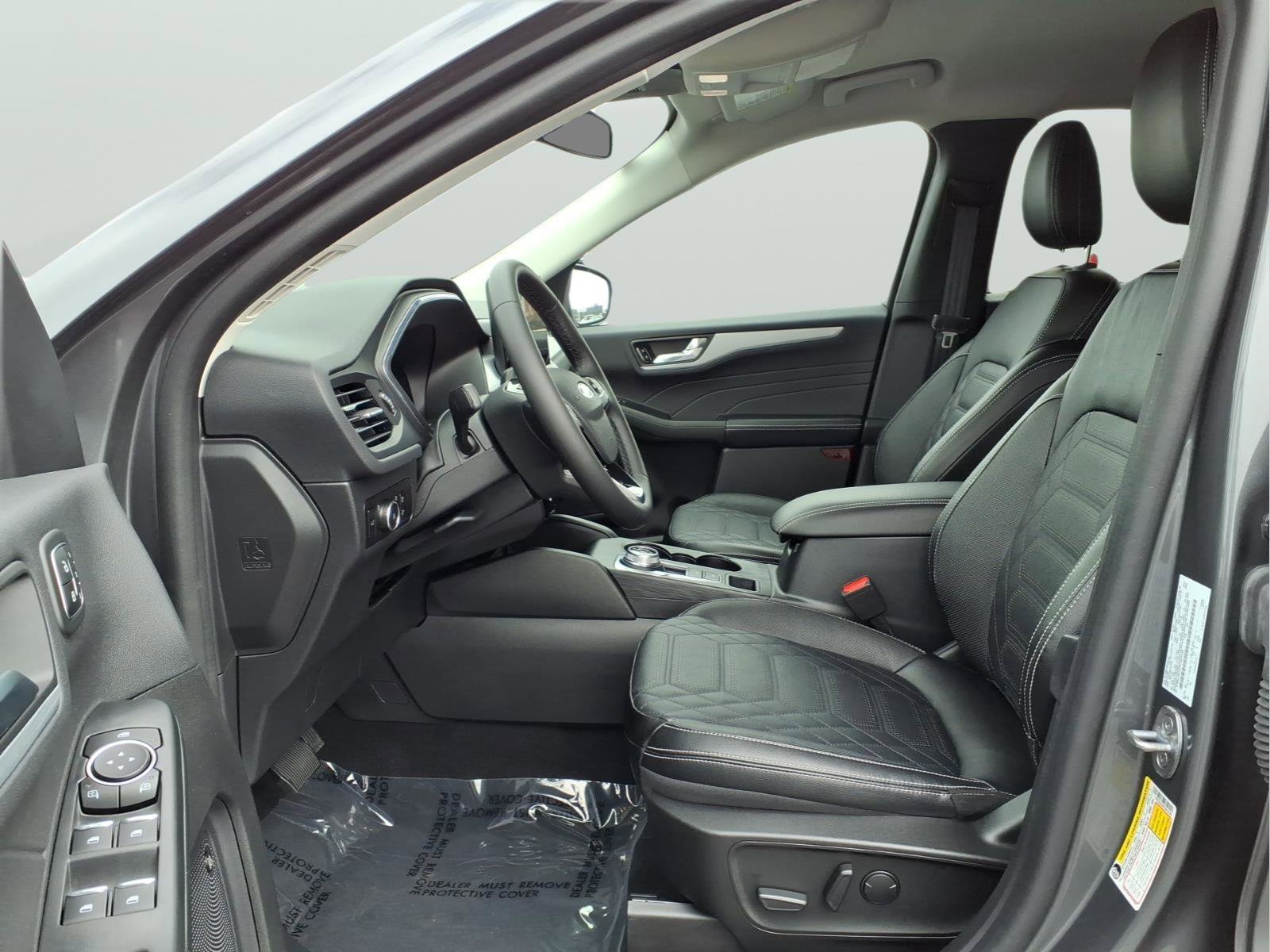 Used 2023 Ford Escape Platinum w/ Premium Technology Package AWD/4WD image 16