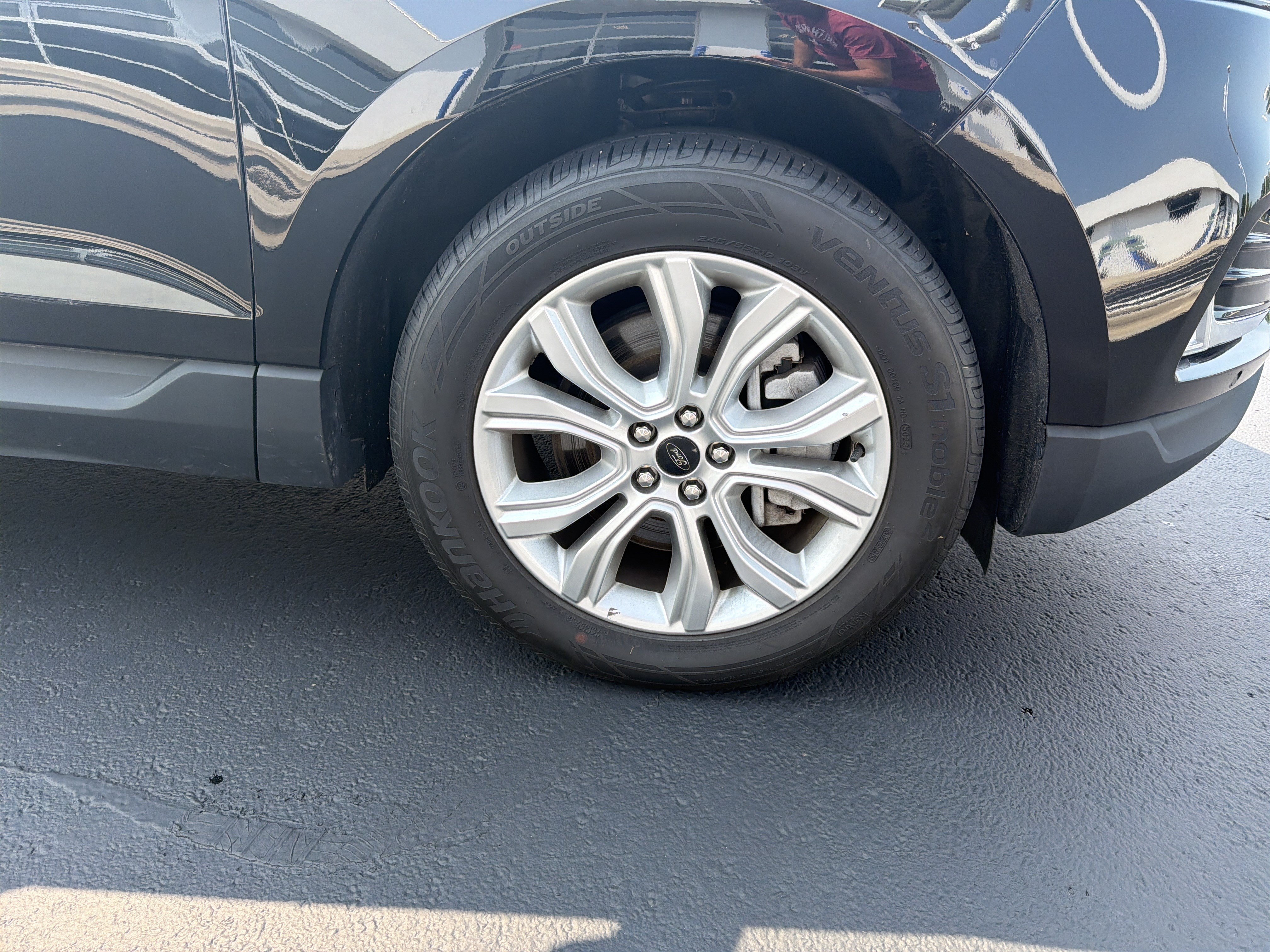 Used 2024 Ford Edge Titanium AWD/4WD image 6