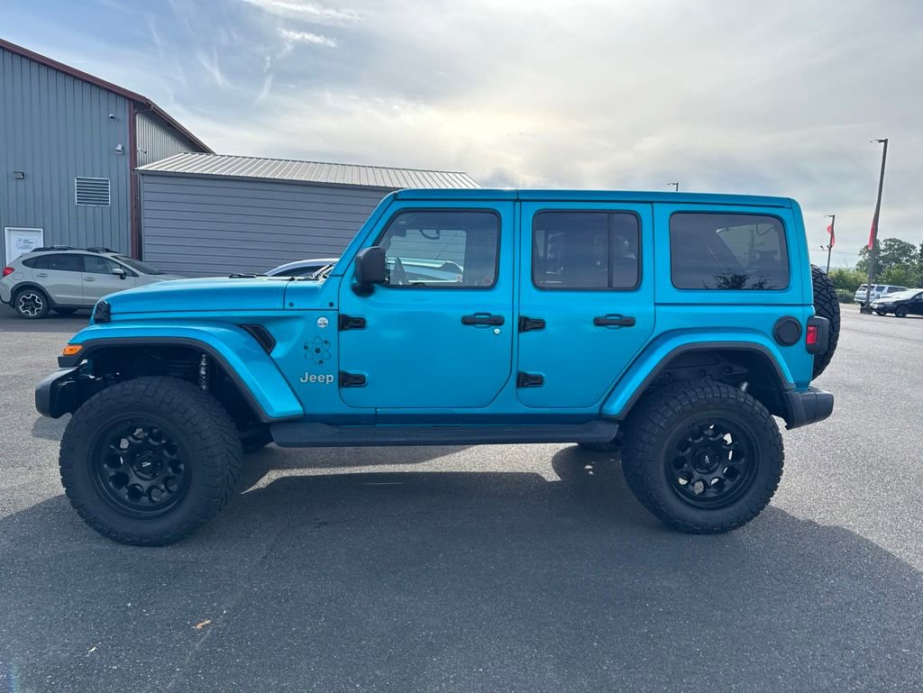 Used 2018 Jeep Wrangler Unlimited Sahara w/ Cold Weather Group AWD/4WD image 2