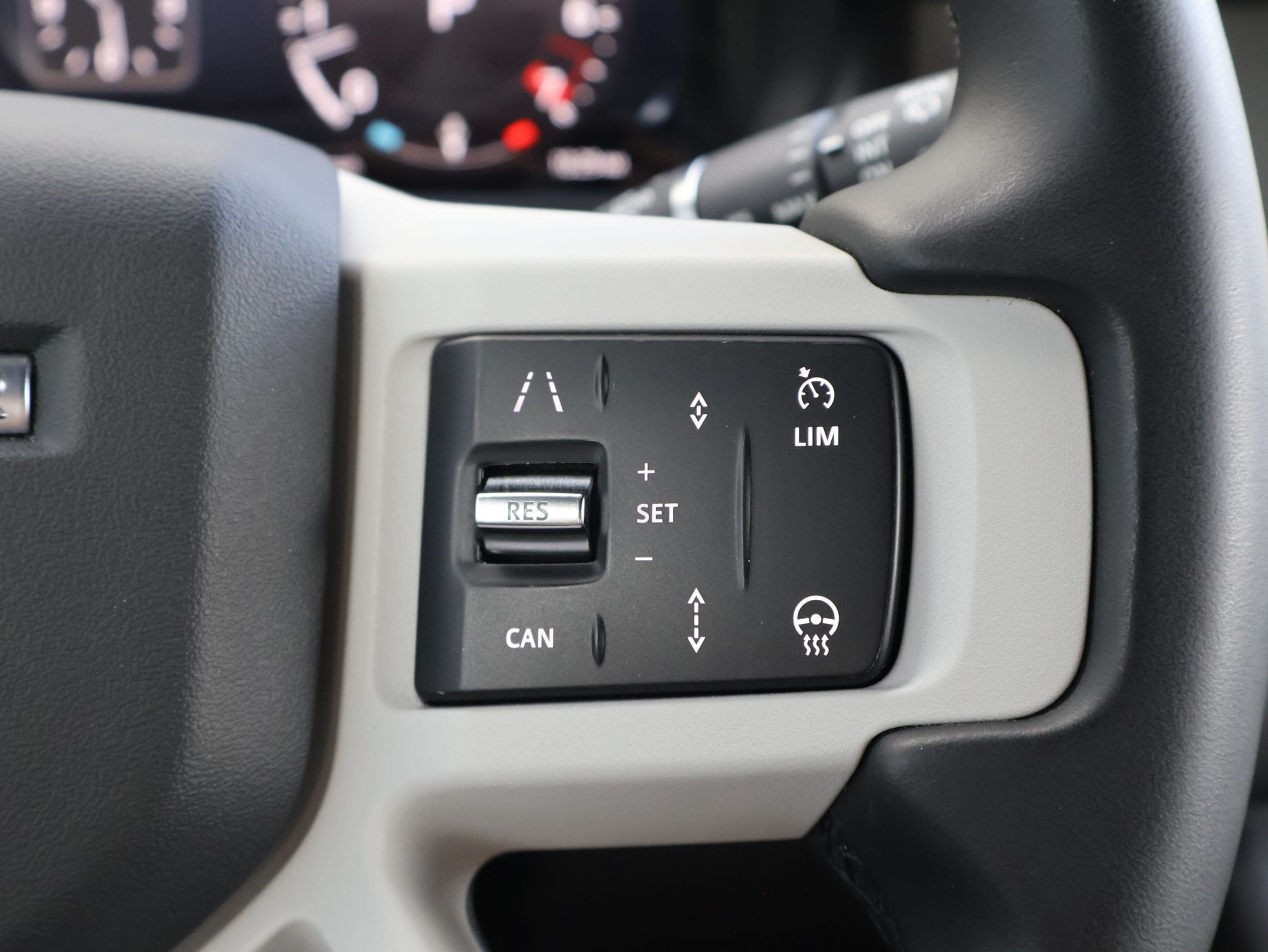 Used 2025 Land Rover Defender 110 S AWD/4WD image 20