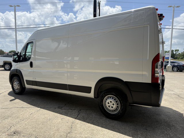 Used 2025 RAM ProMaster 2500 w/ Convenience Group FWD image 9