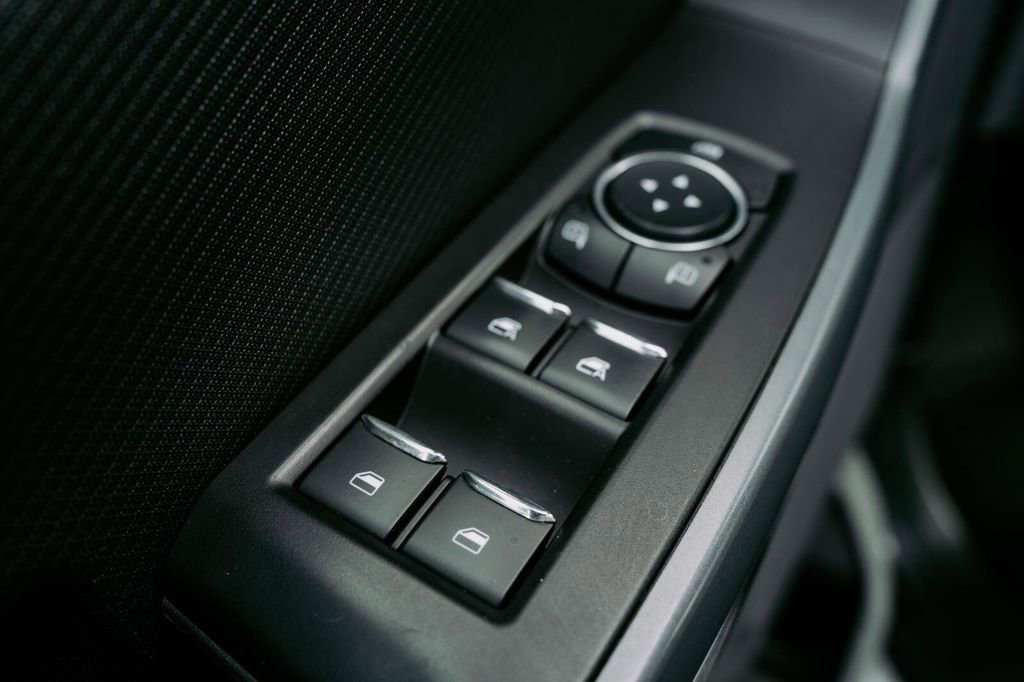 Used 2023 Ford F150 XLT image 14