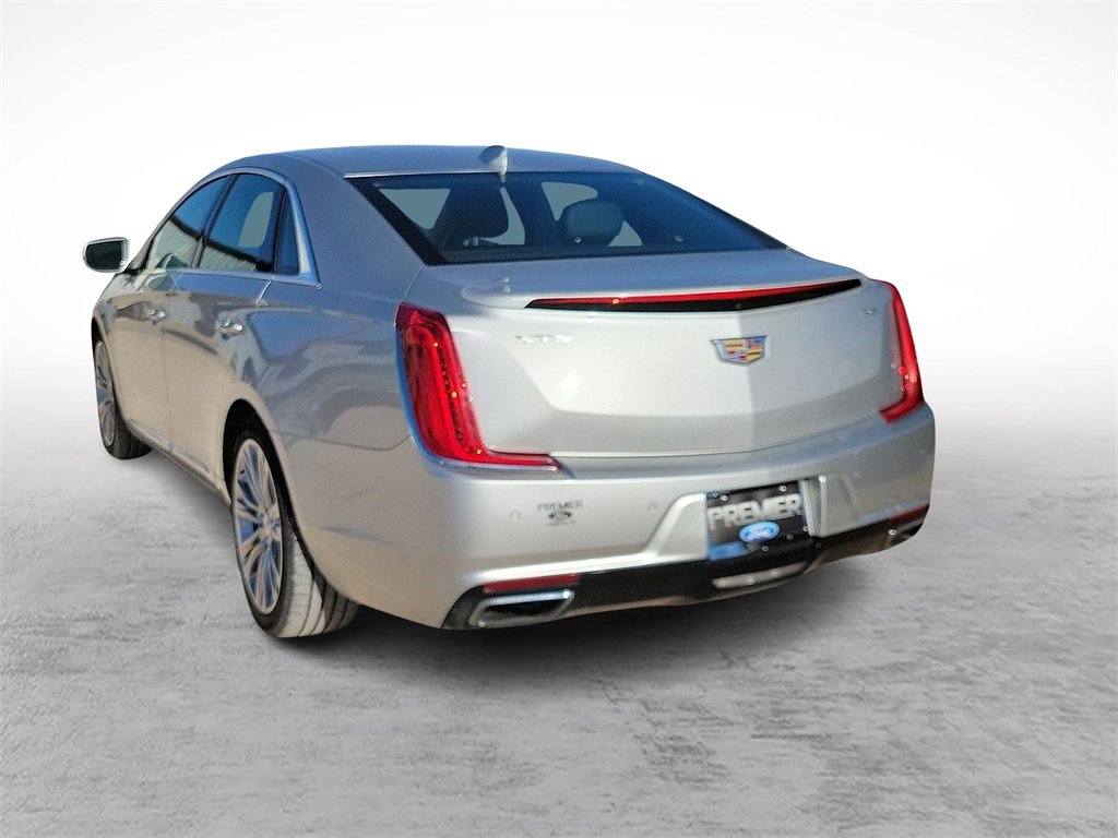 Used 2019 Cadillac XTS Luxury image 8