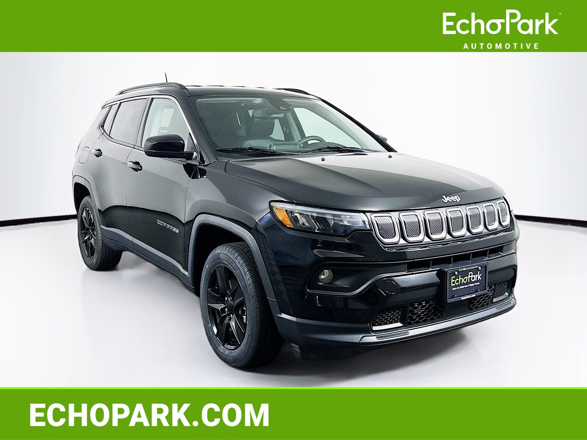 Used 2022 Jeep Compass Latitude AWD/4WD image 1