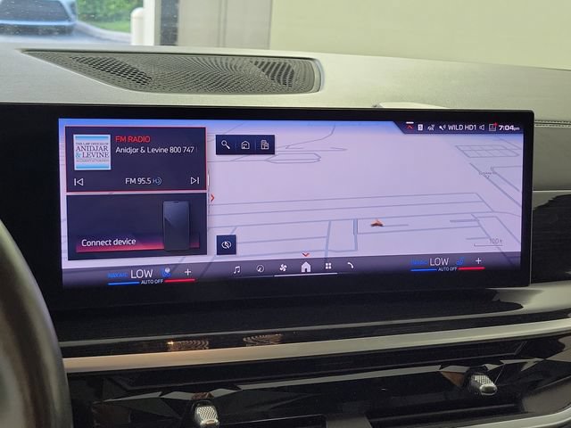 Used 2024 BMW X7 M60i AWD/4WD image 30