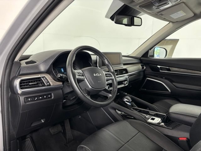 Used 2022 Kia Telluride EX w/ EX Premium Package AWD/4WD image 9