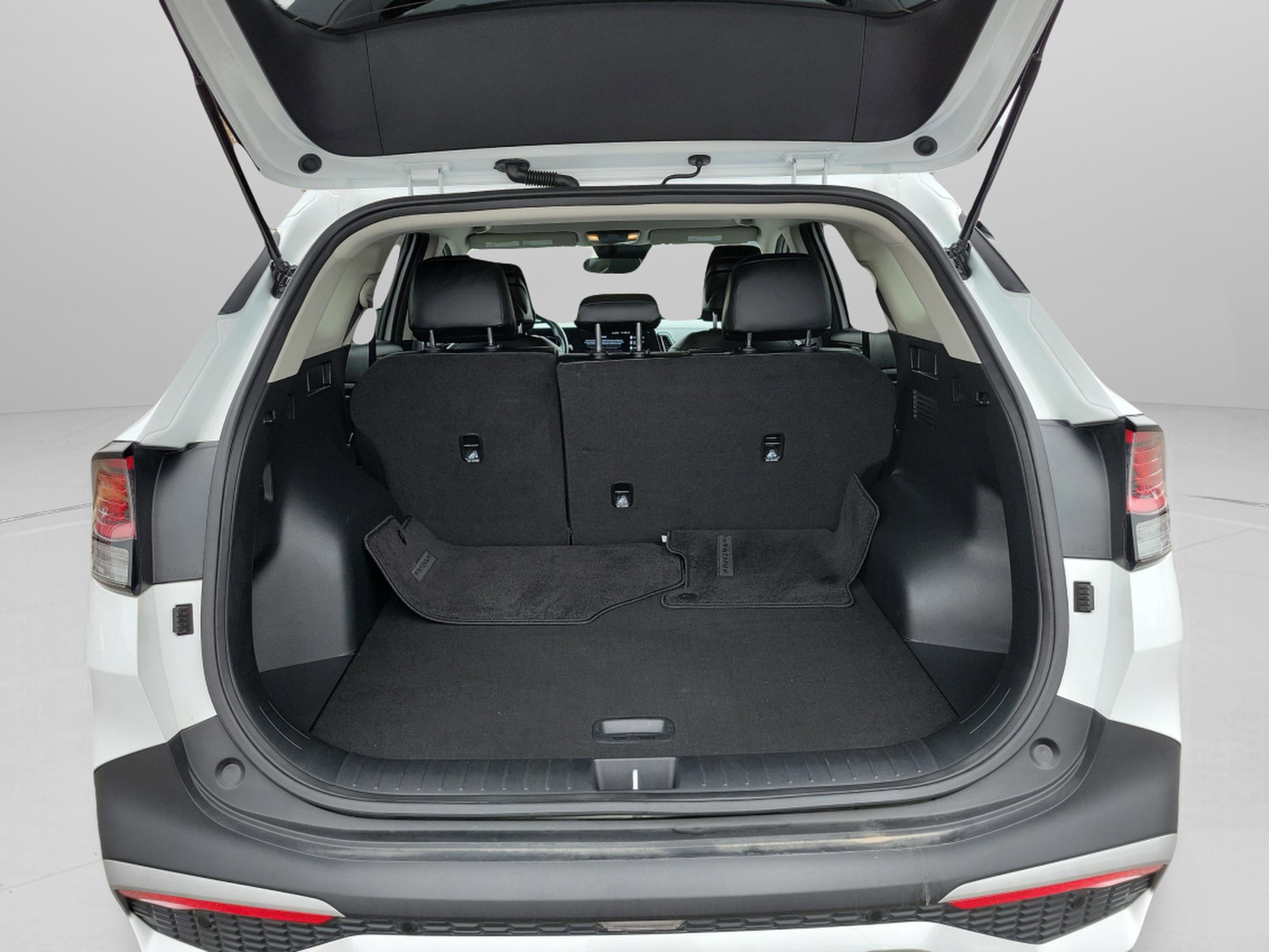 Certified 2024 Kia Sportage EX image 28