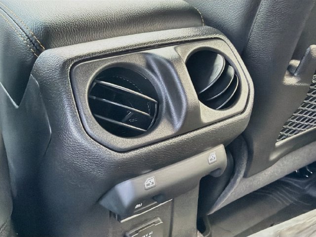 New 2027 Jeep Wrangler Unlimited Sahara AWD/4WD image 19
