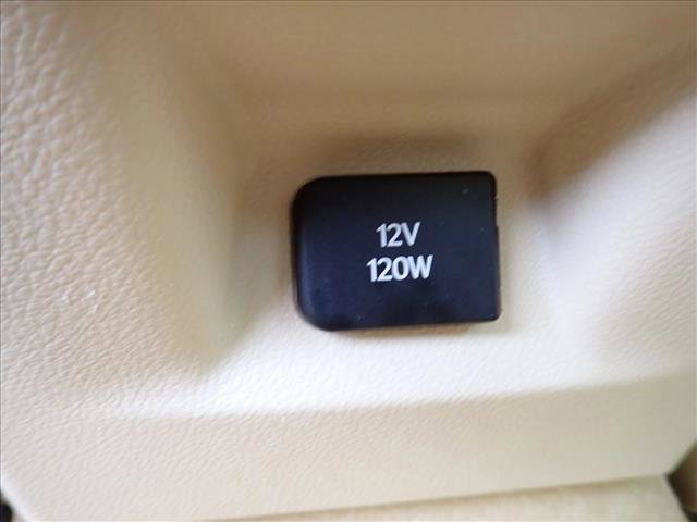 Used 2014 Lexus ES 300h w/ Luxury Package w/Bamboo Trim image 9