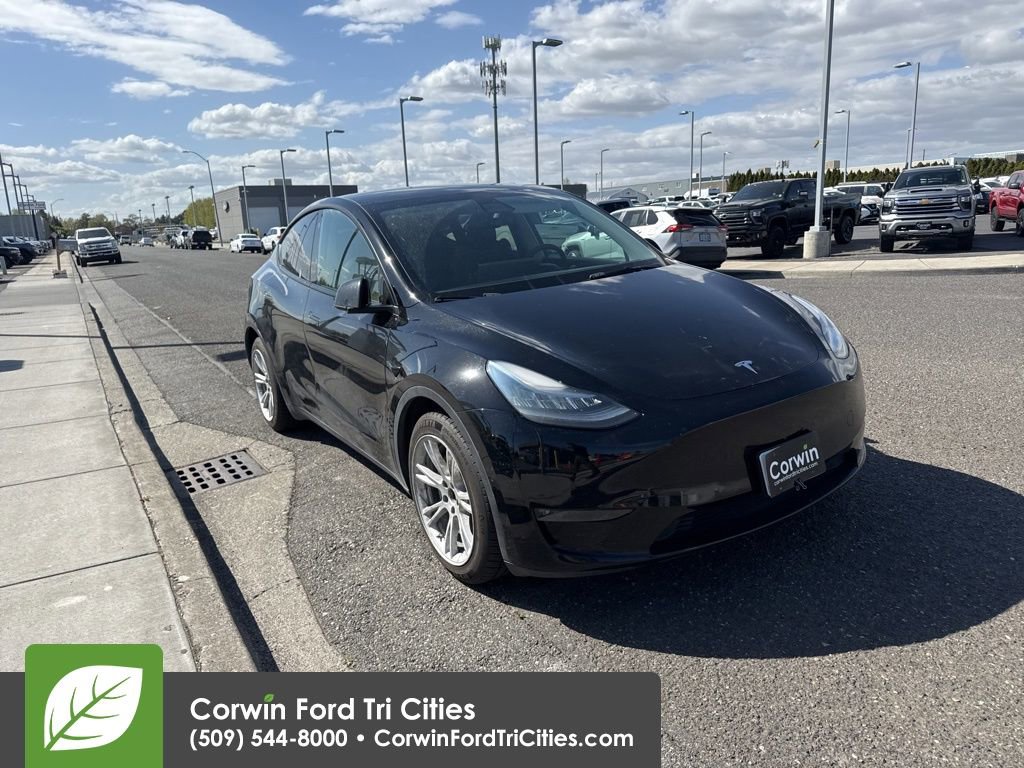 Used 2021 Tesla Model Y Long Range image 5