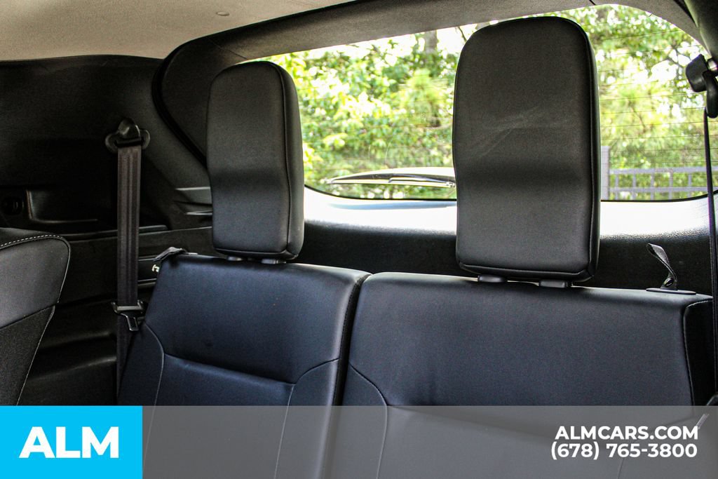 Used 2025 Mitsubishi Outlander SE FWD image 17