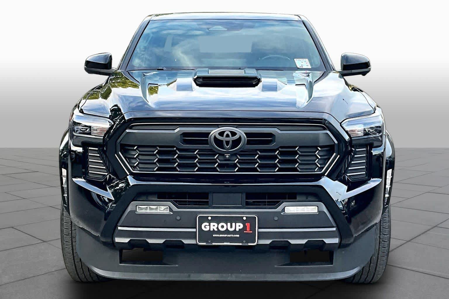 Certified 2024 Toyota Tacoma TRD Sport w/ TRD Sport Premium Package AWD/4WD image 4