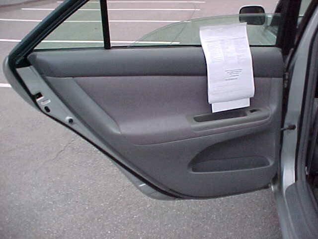 Used 2002 Toyota Camry LE w/ Pkg 2 FWD image 15
