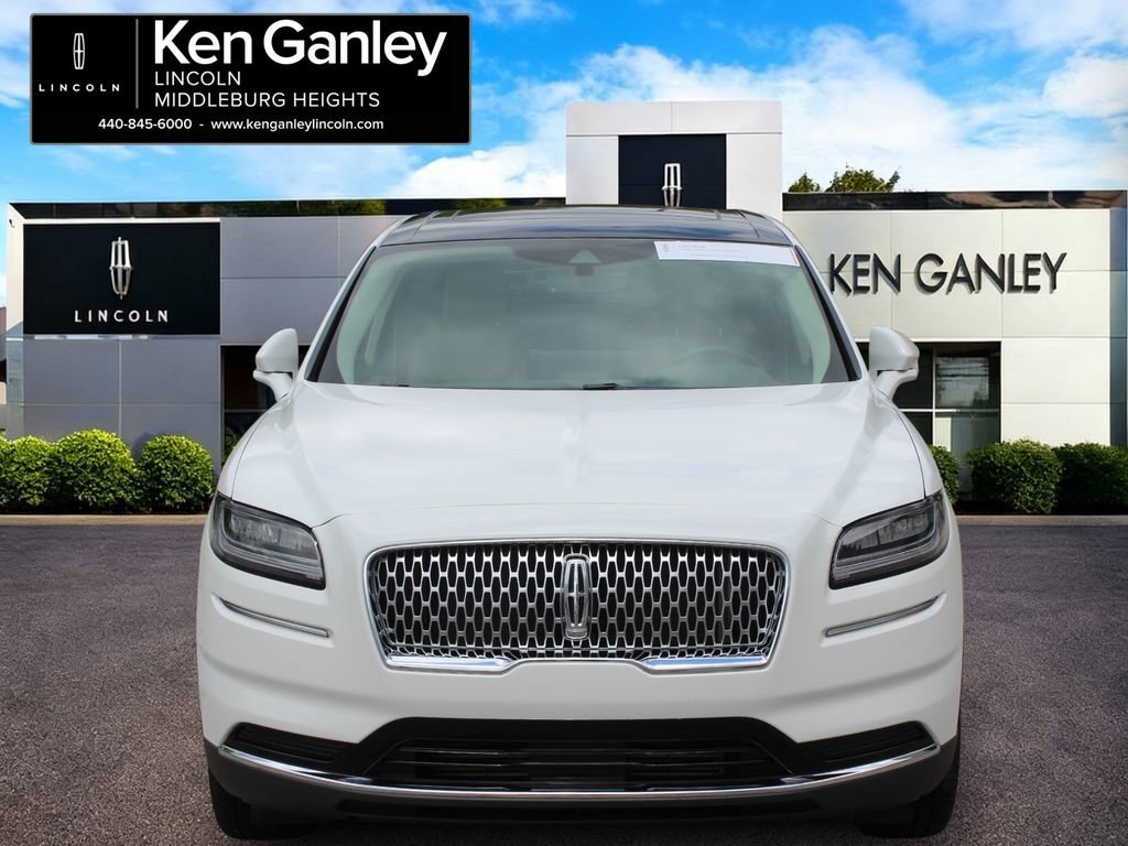 Used 2022 Lincoln Nautilus Reserve FWD image 2