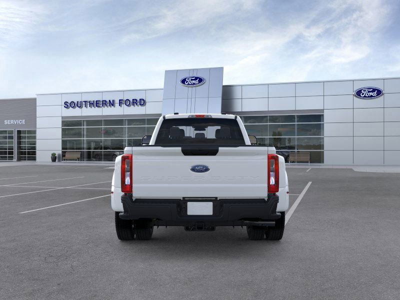 New 2026 Ford F450 XL image 5