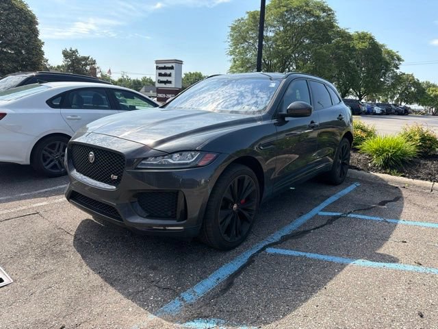 Used 2018 Jaguar F-PACE S AWD/4WD image 1