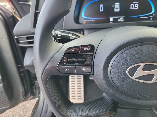 Used 2025 Hyundai Elantra Sport FWD image 15