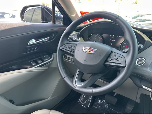 Used 2019 Cadillac XT4 Premium Luxury FWD image 8