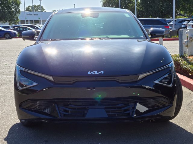 New 2025 Kia EV6 Wind AWD/4WD image 2