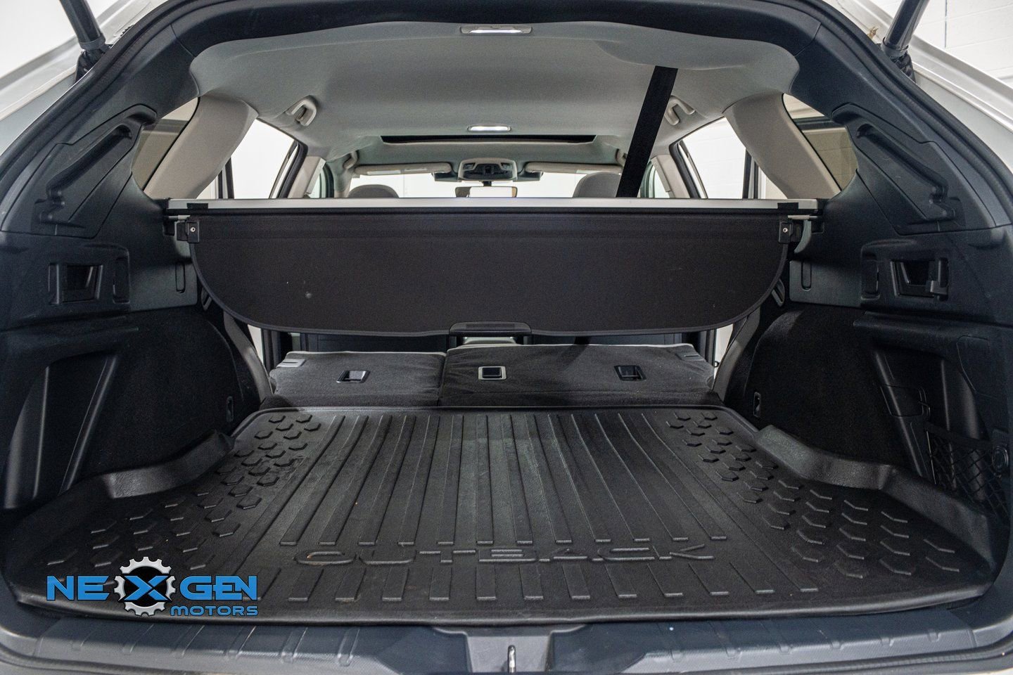 Used 2024 Subaru Outback Premium image 46