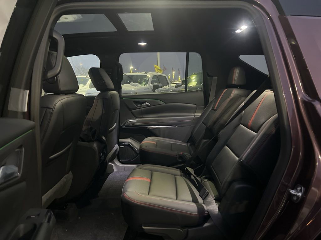 New 2026 Chevrolet Traverse RS image 22