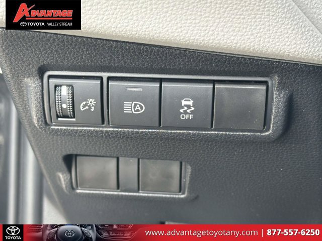 Certified 2026 Toyota Corolla Cross L AWD/4WD image 21