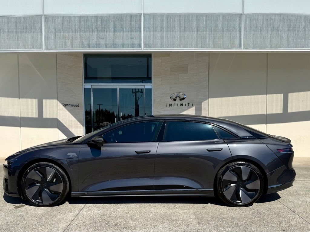 Used 2025 Lucid Air Grand Touring AWD/4WD image 2