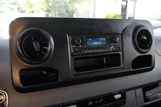 Used 2020 Mercedes-Benz Sprinter 2500 image 23