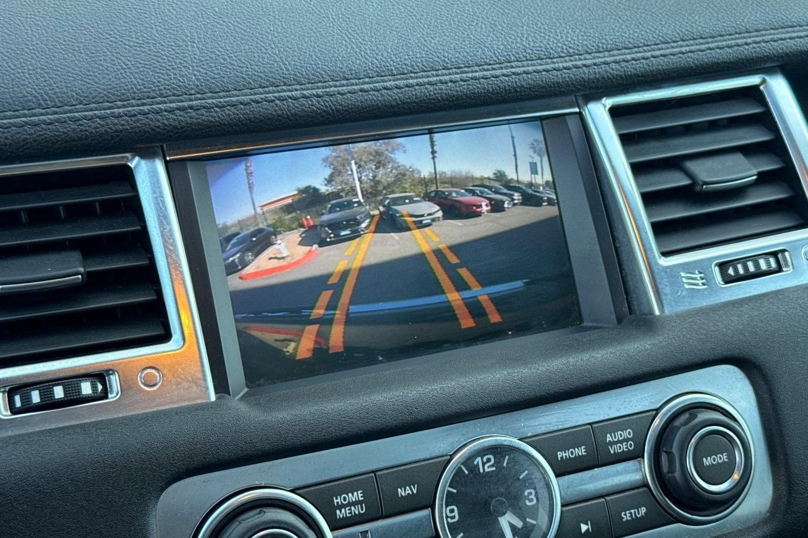 Used 2013 Land Rover Range Rover Sport HSE image 28