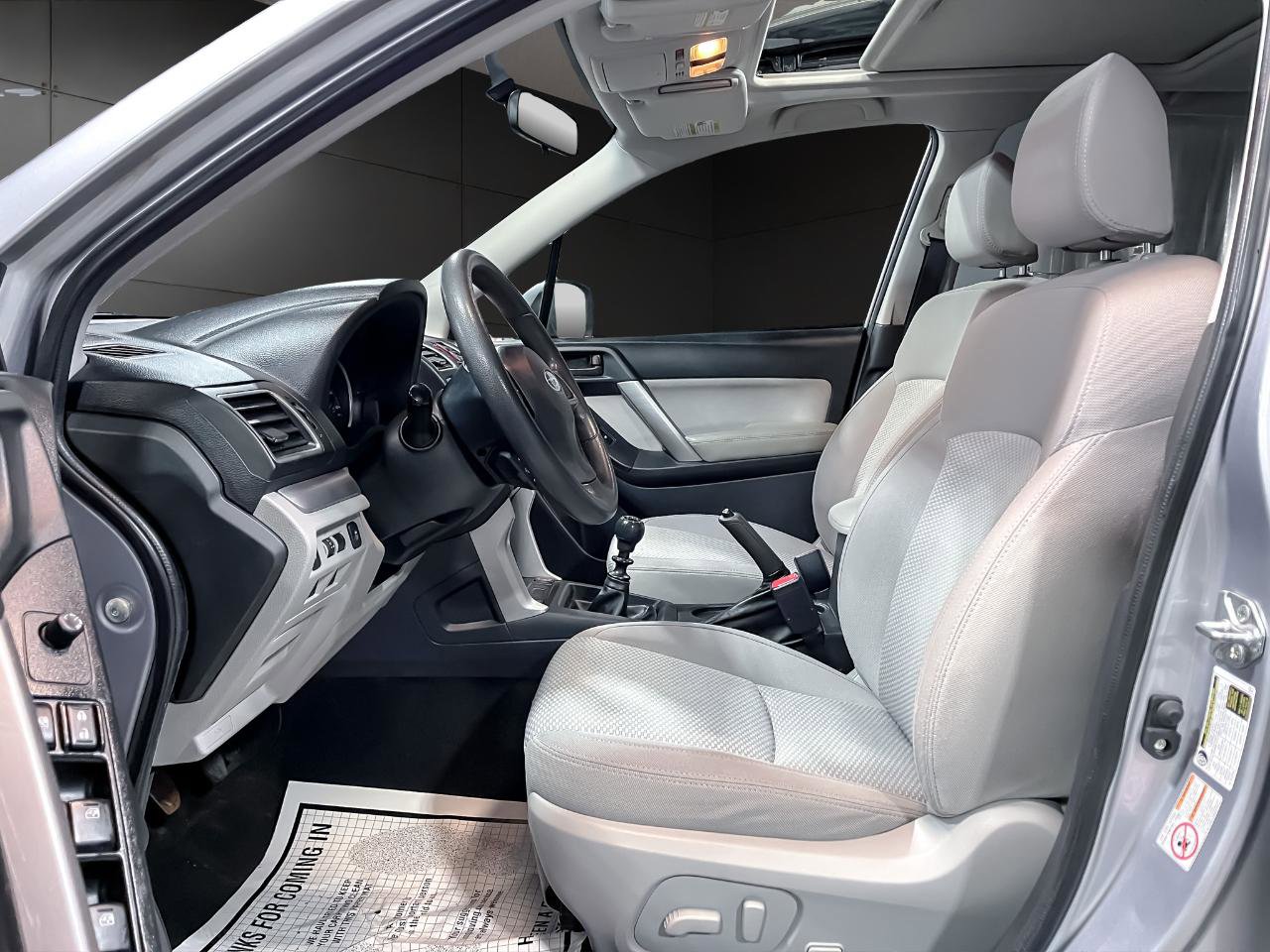 Used 2016 Subaru Forester 2.5i Premium image 10