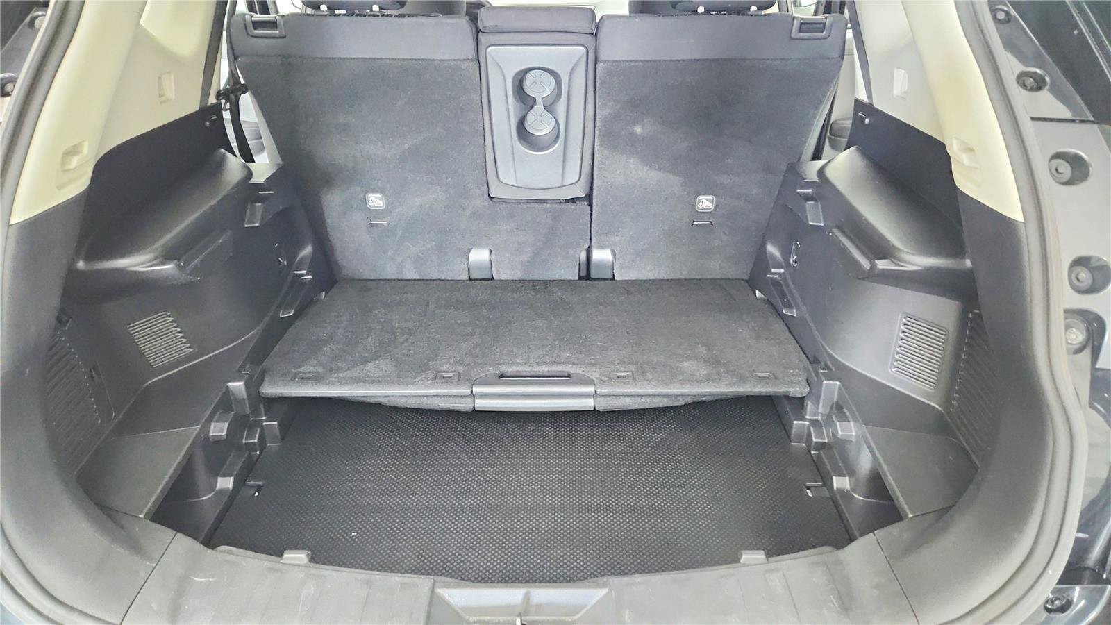 Used 2017 Nissan Rogue S FWD image 37